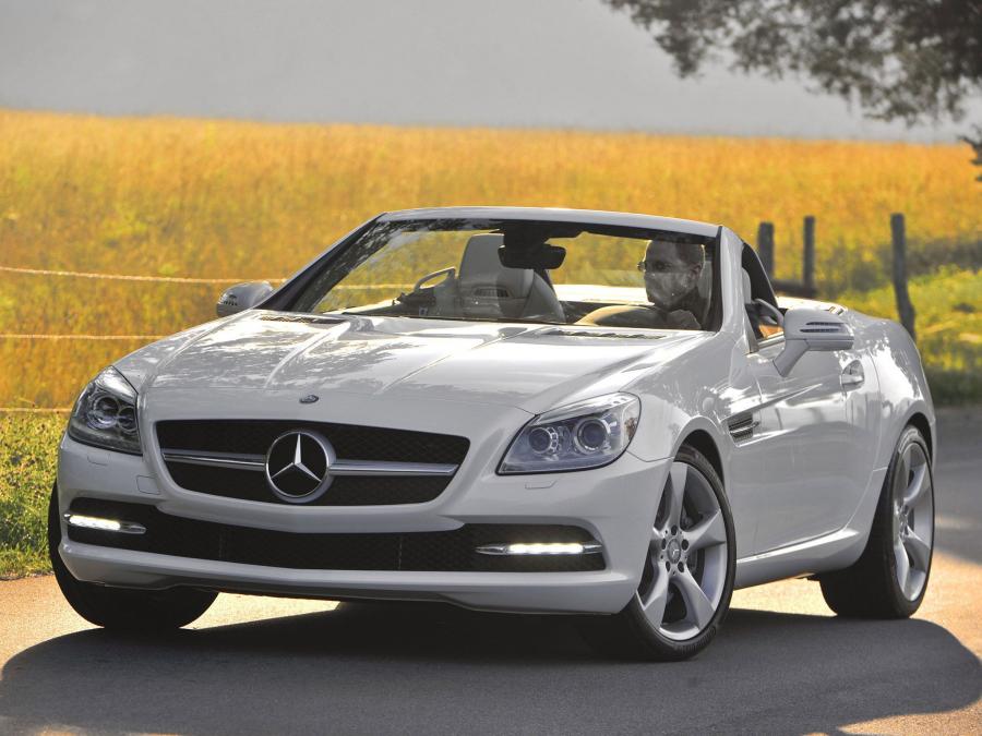  Mercedes-Benz SLK350 2011 года  (US) (фото 33 из 47)
